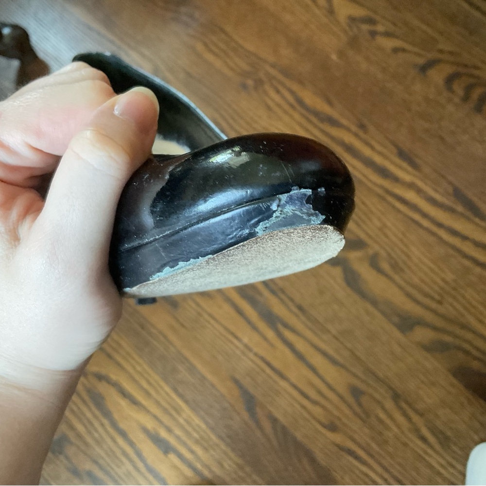Kate Spade Classic Black Patent Women’s Pumps - Picture 8 of 11